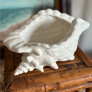 Vintage White Ceramic Conch Shell Planter